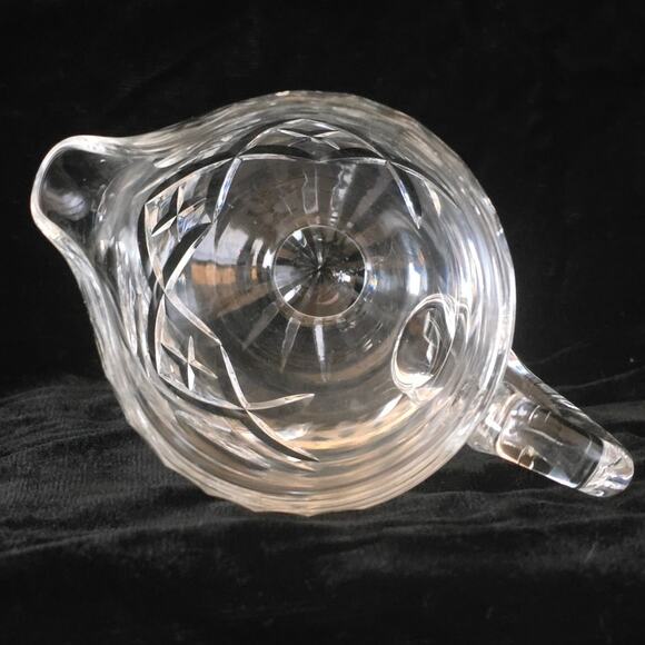 Cut Crystal Creamer 3.5" Tall 2.5" wide at mouth. EUC no chips or‎ cracks - Picture 12 of 12